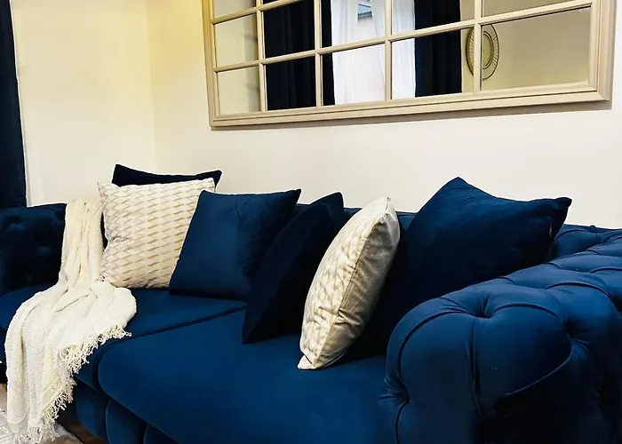 Modern 2 Bedroom Ground Floor Near Centre 格拉斯哥