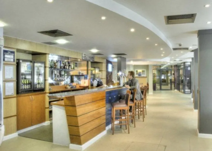 Hotel Express - - Ctr Riverside By Ihg