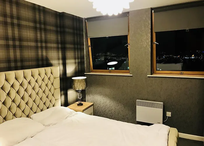 Station Skyline With Parking Γλασκώβη