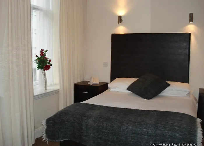 Sandyford 3* Glasgow