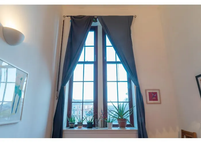 Διαμέρισμα Beautifully Kept Mezzanine Flat ★school Of Art★ Γλασκώβη