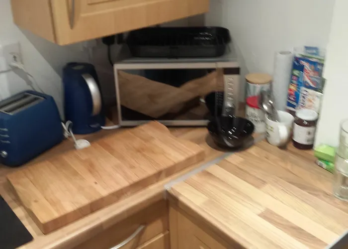 Hampden Garden Flat דירה