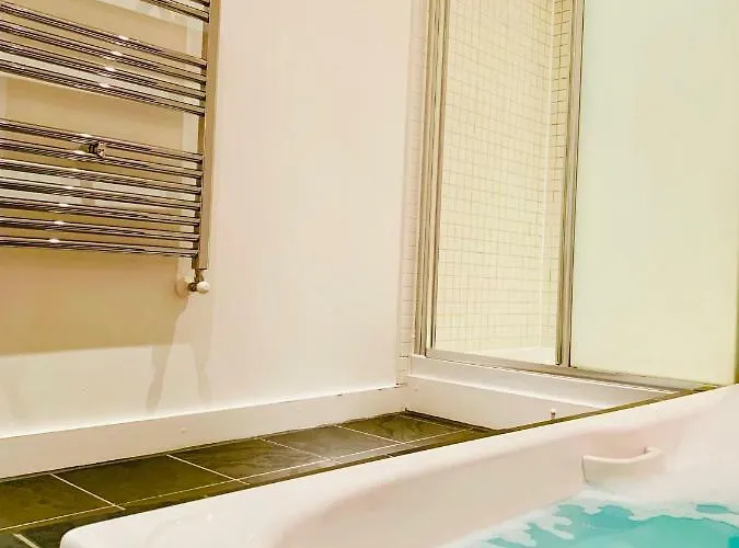 Apartment Centre - The Penthouse With Riverviews - Glasgow