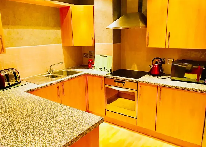 Station Skyline With Parking Διαμέρισμα