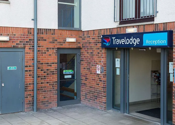 Travelodge Braehead 3*