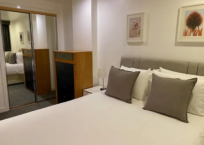 The Heights - River And City View *